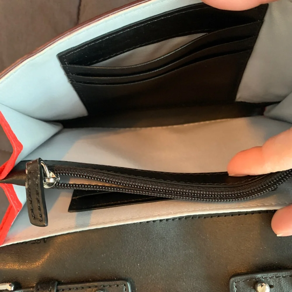 Marc Jacobs Cross Body Wallet